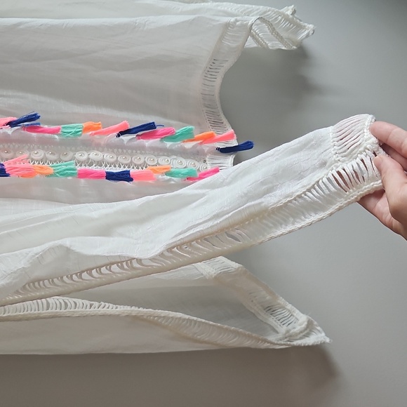 2/$20 Finovas - White with Colorful Tassels Swimsuit CoverUp - Picture 4 of 6